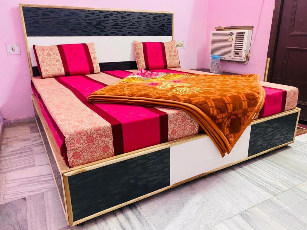 Hari Ganga Hotel -Near By Railway Station Haridwār Esterno foto