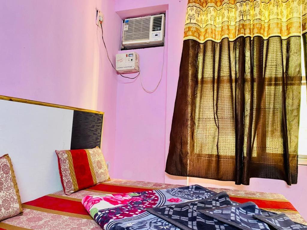 Hari Ganga Hotel -Near By Railway Station Haridwār Esterno foto
